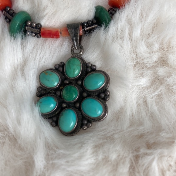Handcrafted Jackson Hole Wyoming turquoise and sterling pendant necklace 9 1/2” - Picture 2 of 7
